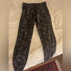 Lululemon joggers